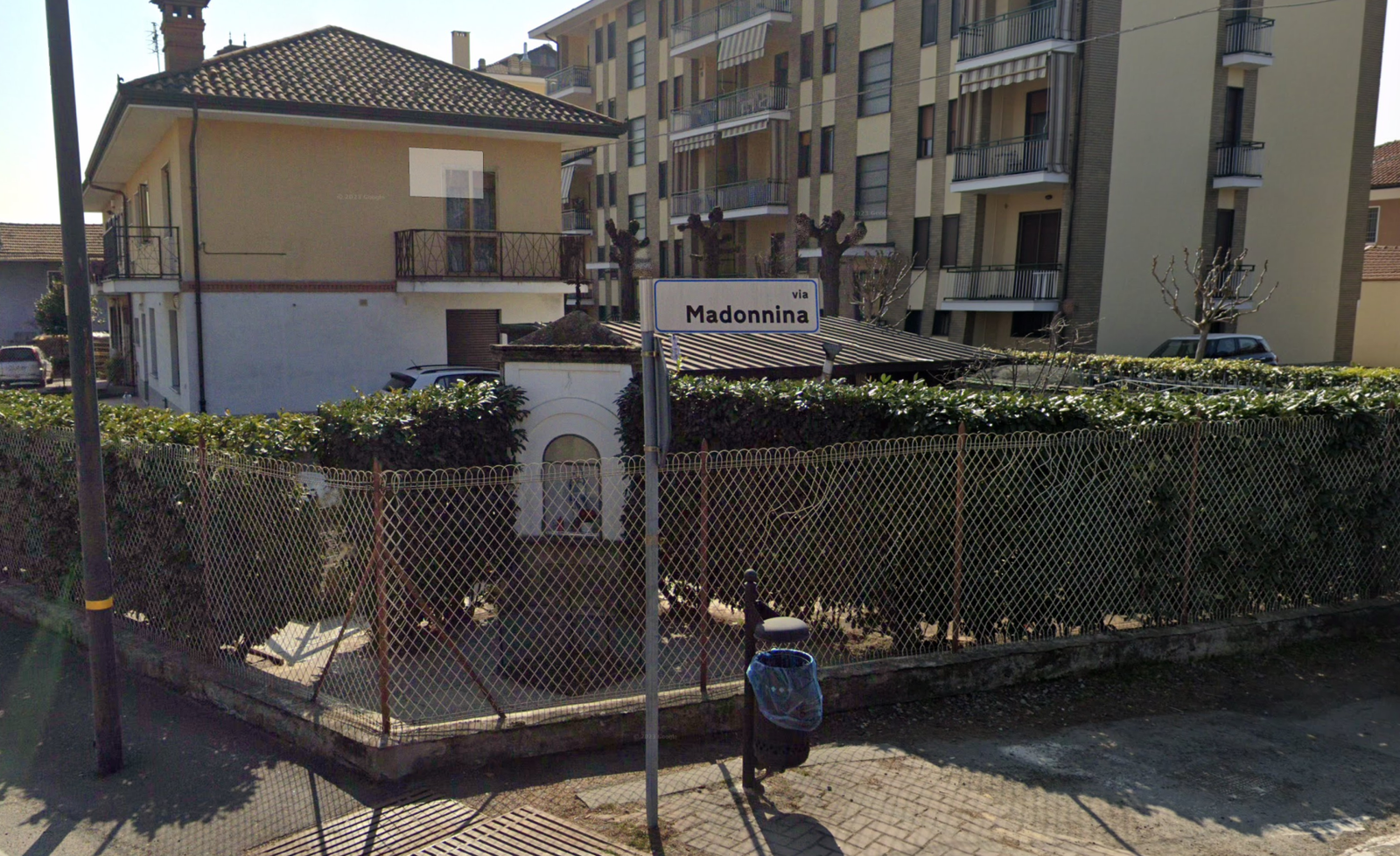 Via Madonnina