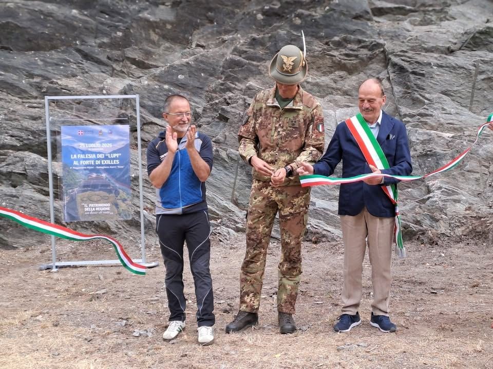 Una palestra di roccia con diversi gradi difficoltà, ai piedi dello storico…