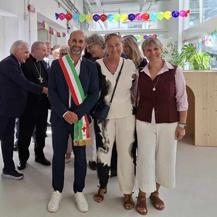 🏫 Questa mattina il taglio del nastro in via Camillo Olivetti 34: il Nido…