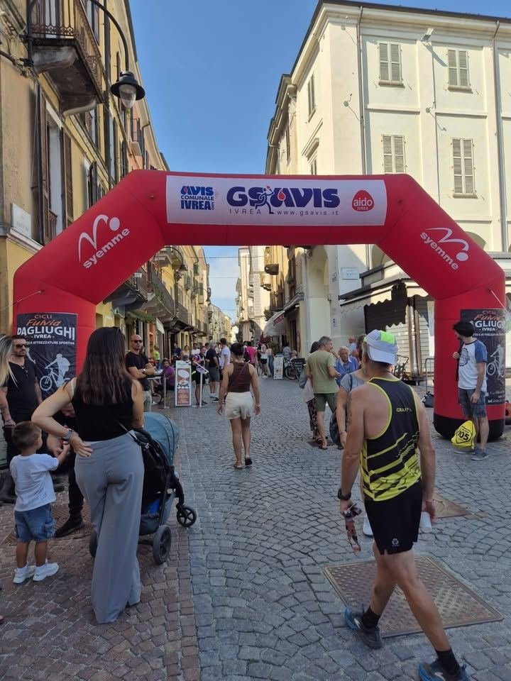 🏃‍♀️🏃‍♂️ Un nuovo successo per la Corsa 5 Laghi che oggi domenica si è svolta a…