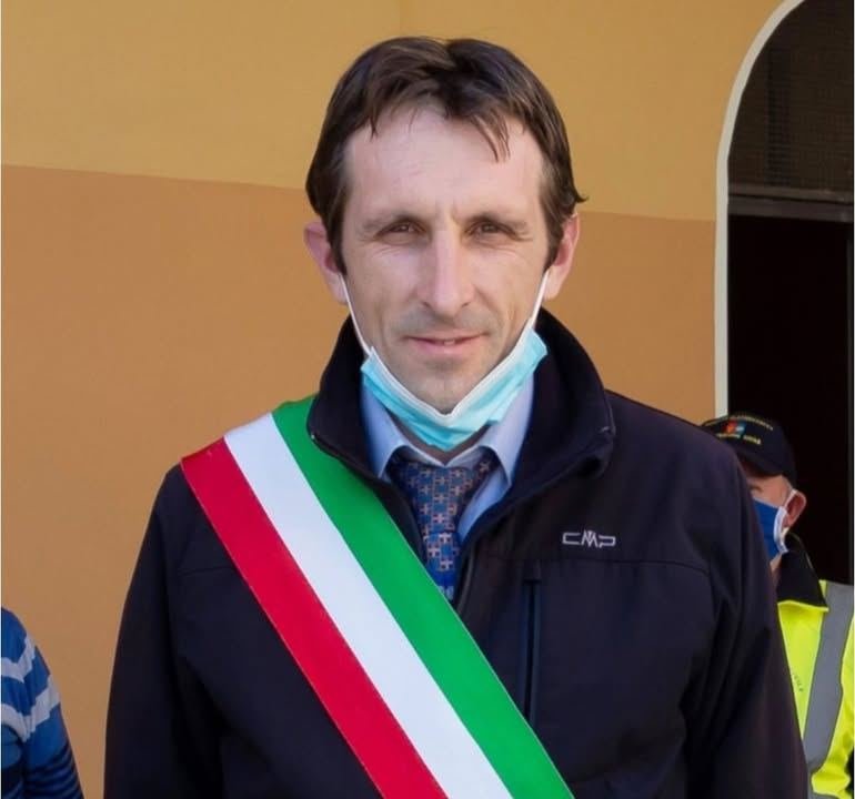 🕯La comunità di Lusernetta piange il suo amato sindaco Alex Maurino che si è…