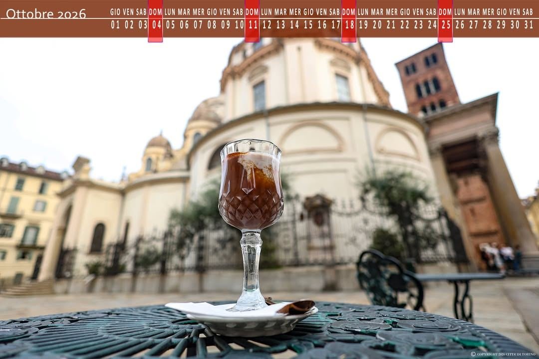 🍂 Per il calendario del mese di ottobre vi proponiamo uno scatto dedicato al Bicerin, la storica bevanda torinese a base di caff...