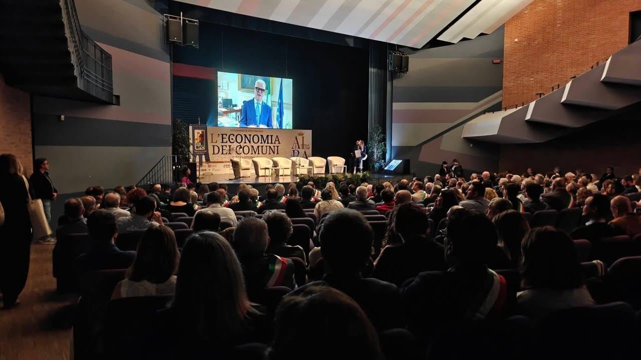 Alla 44^ assemblea di ANCI Piemonte oggi sabato 3 ottobre ad Alba, fra gli…