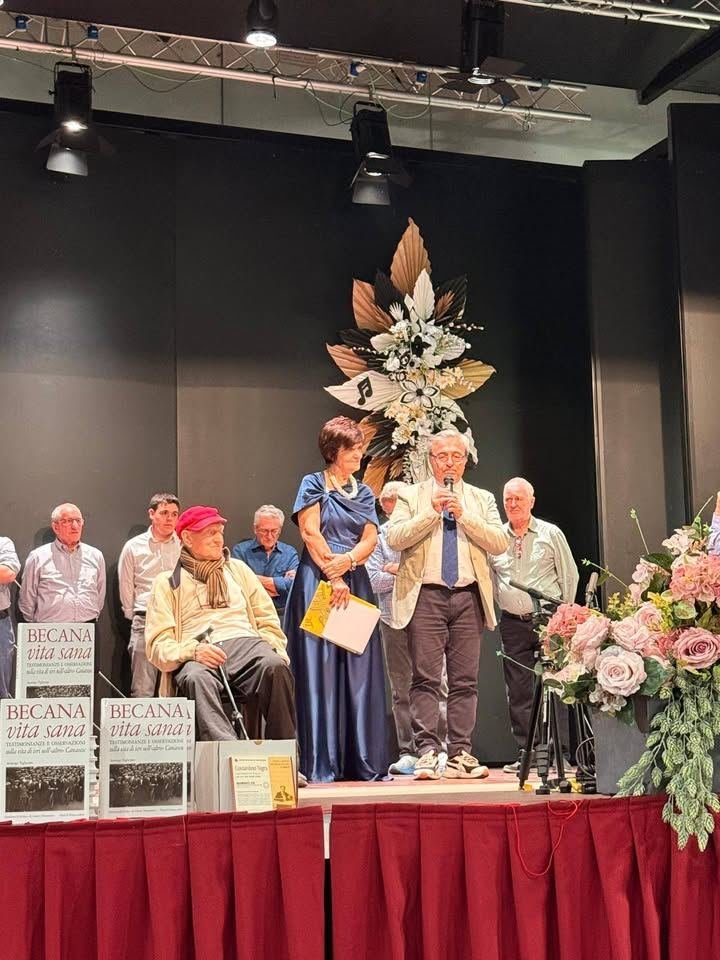 👏👏 Auguri e complimenti al Coro Bajolese per i 60 anni di impegno e di…