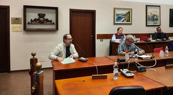 un consiglio comunale a tutto campo