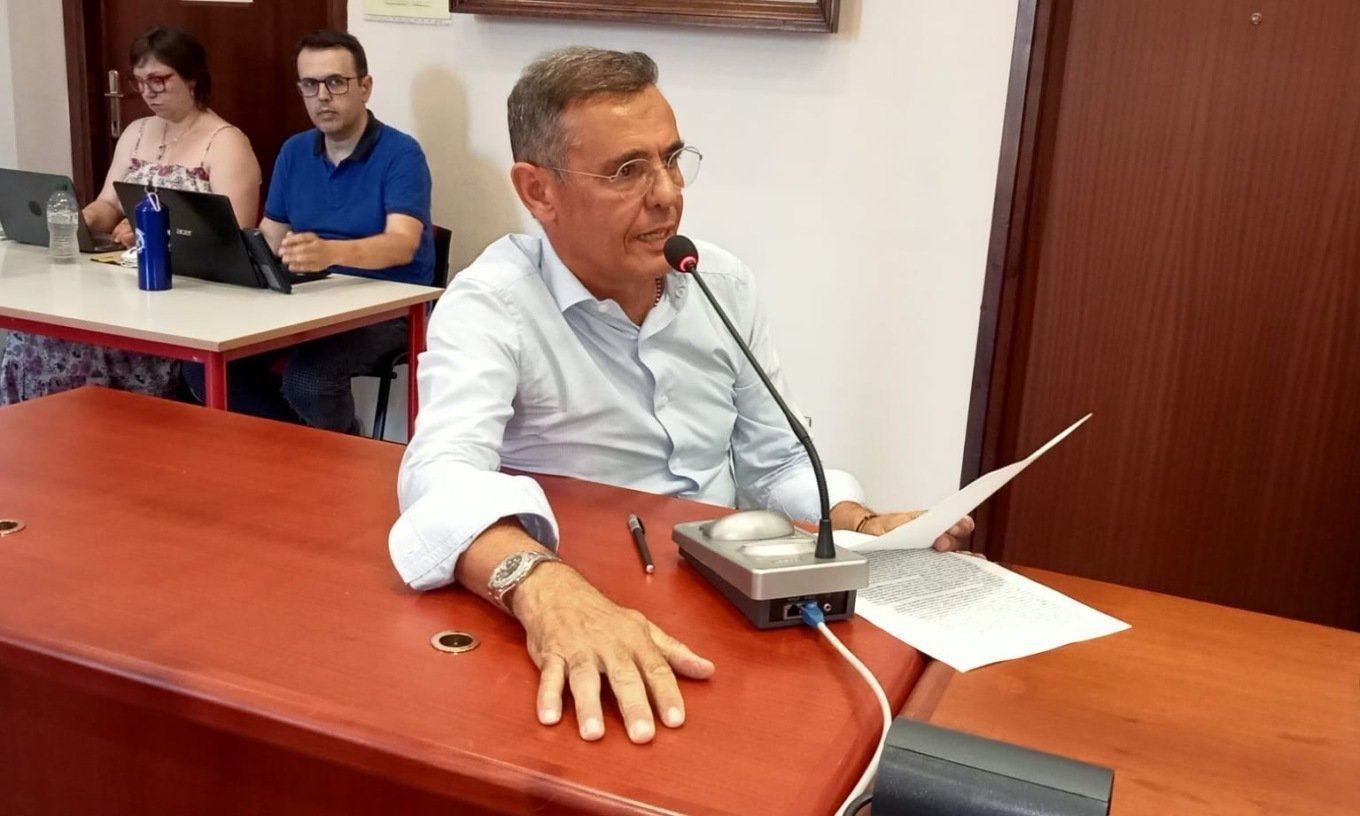 Esposito: «Mai denunciato il sindaco Marsaglia, basta falsità»