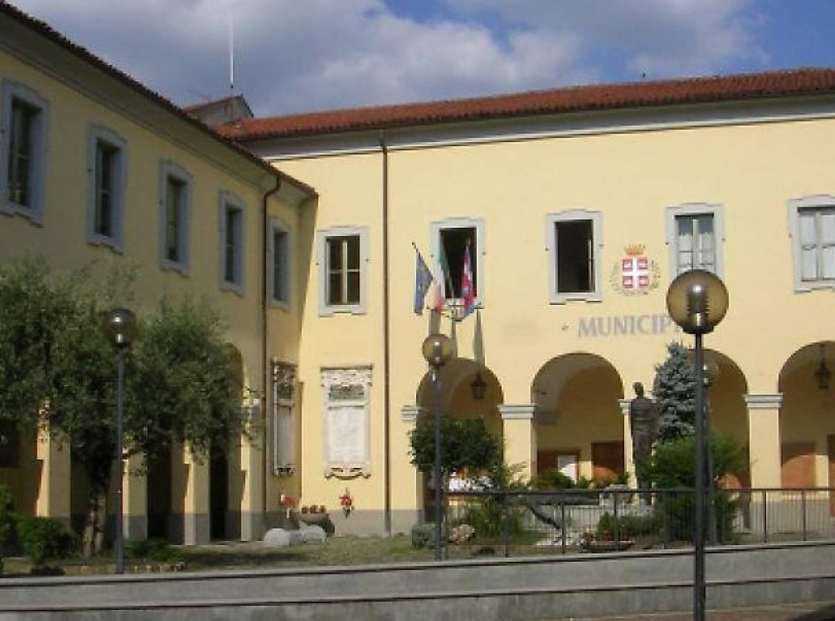 Il centrosinistra e l'area progressista si riorganizzano. In gioco c'è la democrazia. Primo incontro giovedì 11