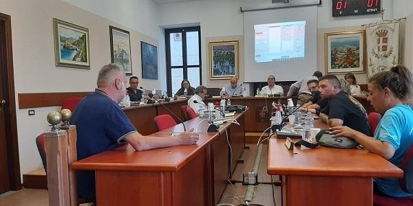 UN CONFRONTO SUL FUTURO DELLA CITTÀ