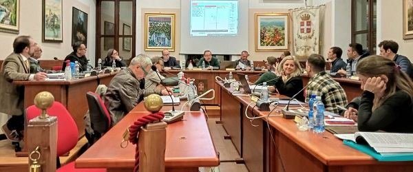 CONSIGLIO COMUNALE DI CASELLE: RITIRATO L’AGGIORNAMENTO DEL PIANO DI PROTEZIONE CIVILE