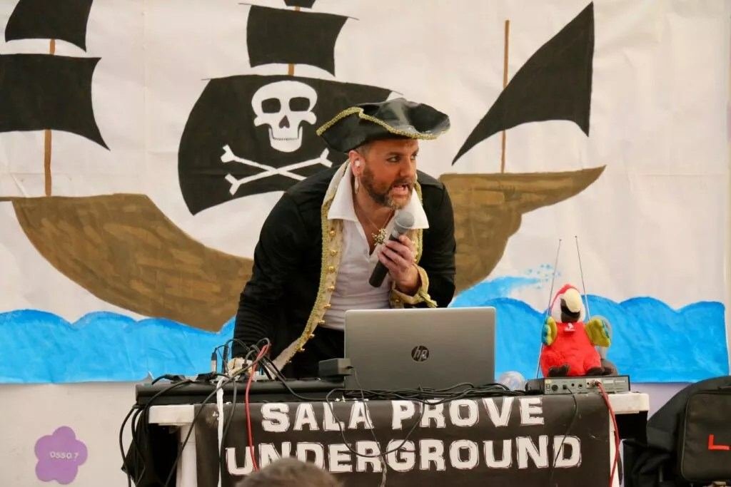 I pirati “conquistano” il Palatenda