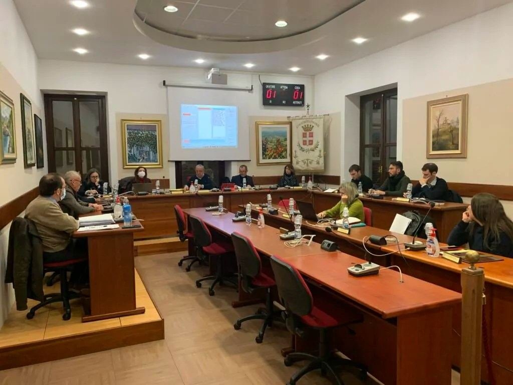 Commozione a Palazzo Mosca