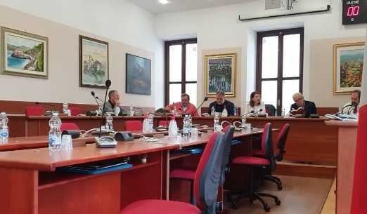 Il collasso di una democrazia: come Mussolini ha conquistato il potere