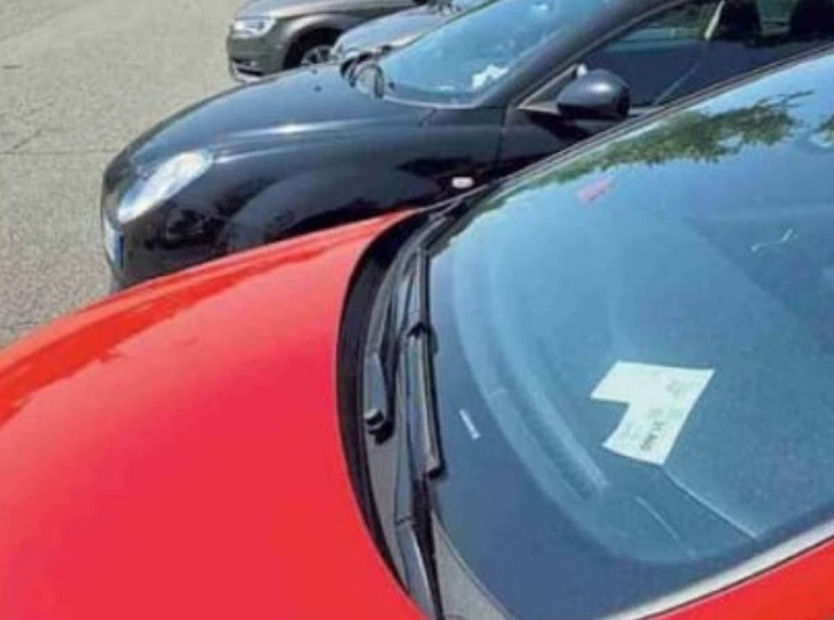 "Piazza Merlo non dev'essere a disposizione delle società private che accompagnano i passeggeri in aeroporto"