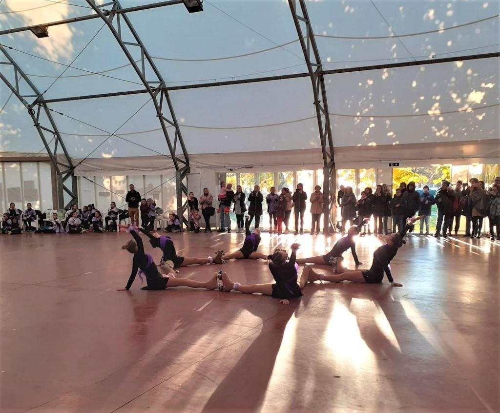 Con L'ASD Roller Skates al Palatenda cresce il "prato" della gentilezza. L'esibizione oggi pomeriggio