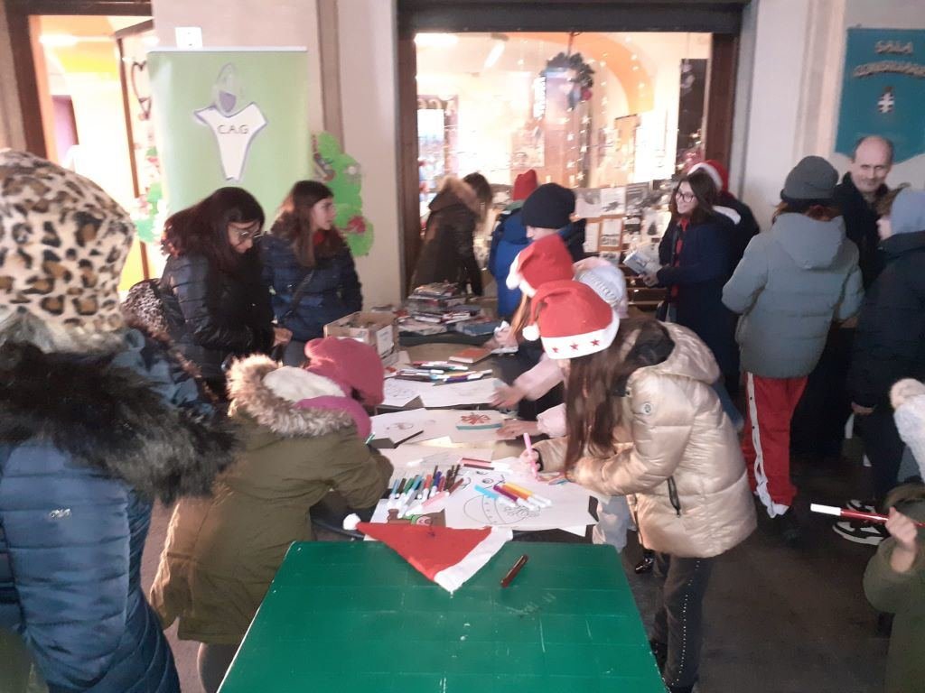 Scambio di auguri tra i baby consiglieri del CCRR e l'Amministrazione comunale (quella vera)
