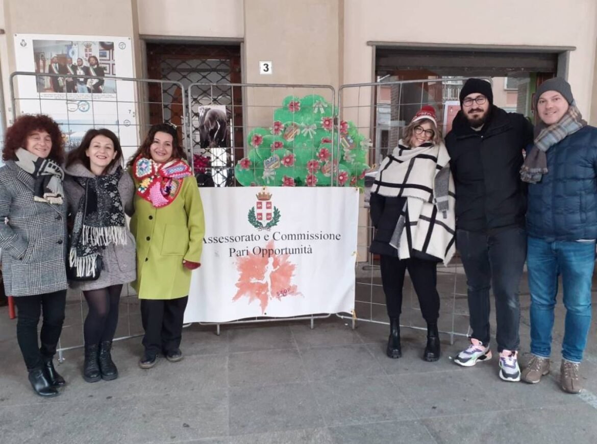 Battesimo Ufficiale, Domenica Scorsa, Per La Neonata CPO, Sotto I Portici Di Palazzo Mosca