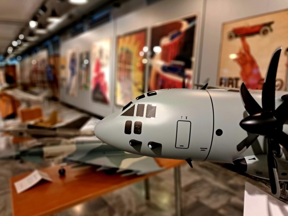 “Università, Politecnico e industria piemontese per l’aeronautica: dalle origini allo spazio”, la mostra al Centro Storico Fiat