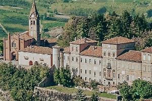 Riapre per Pasqua il castello di Magliano Alfieri