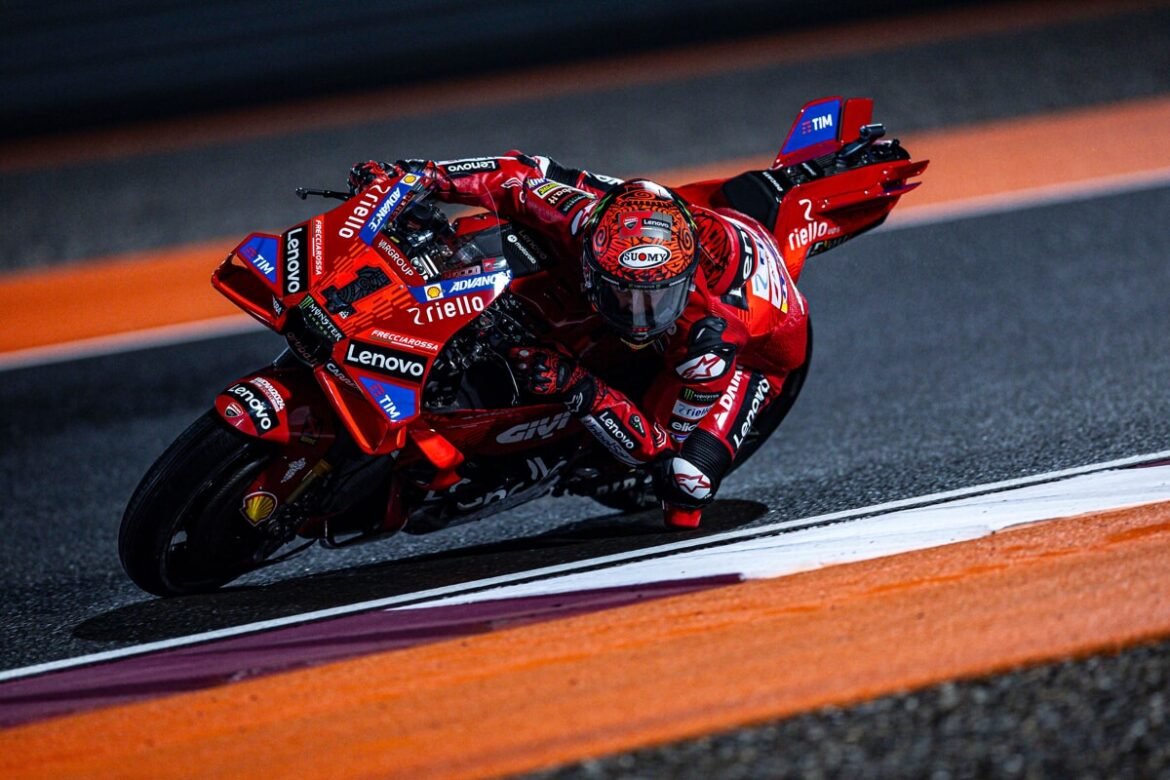 Spettacolare Bagnaia, vince il Gran Premio del Qatar e inizia la stagione da leader del Mondiale