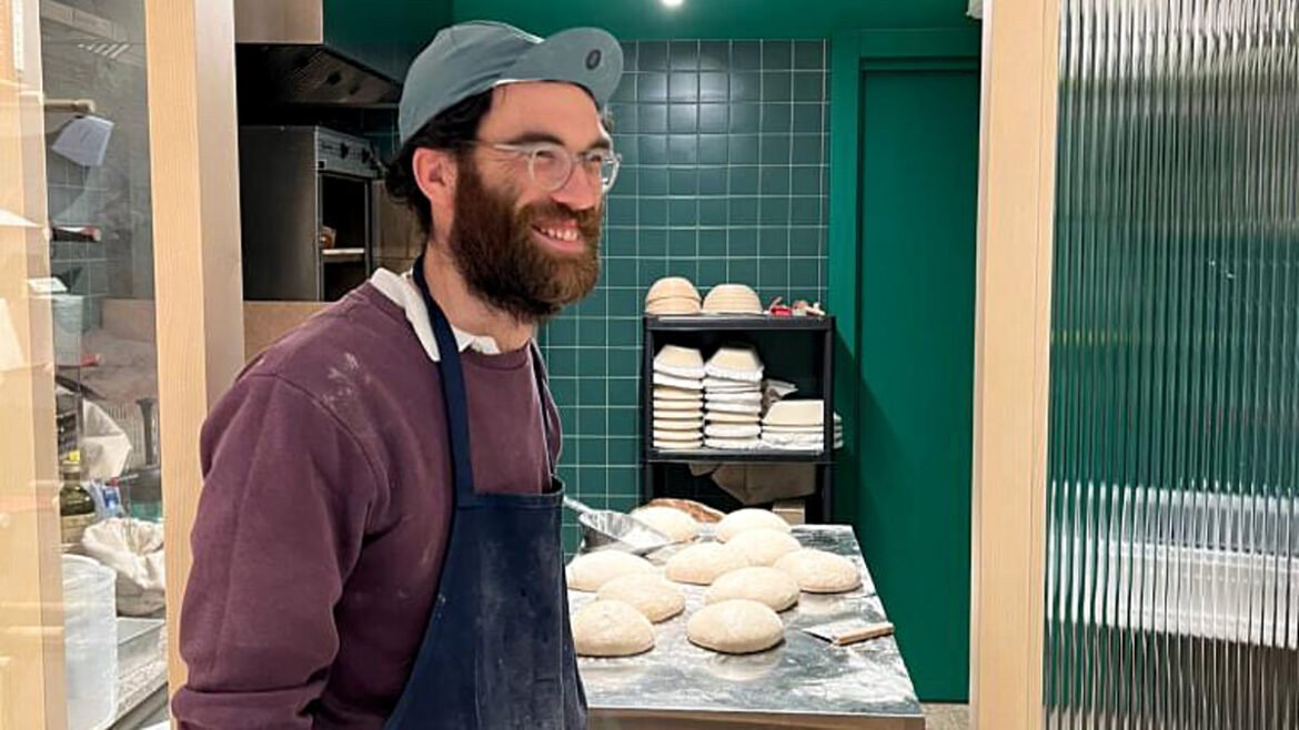 Giovane prof irlandese s’innamora di Torino e apre il primo microforno in città