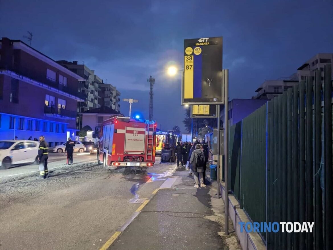 Incidente sul lavoro a Collegno: colpito da un muletto, grave in ospedale