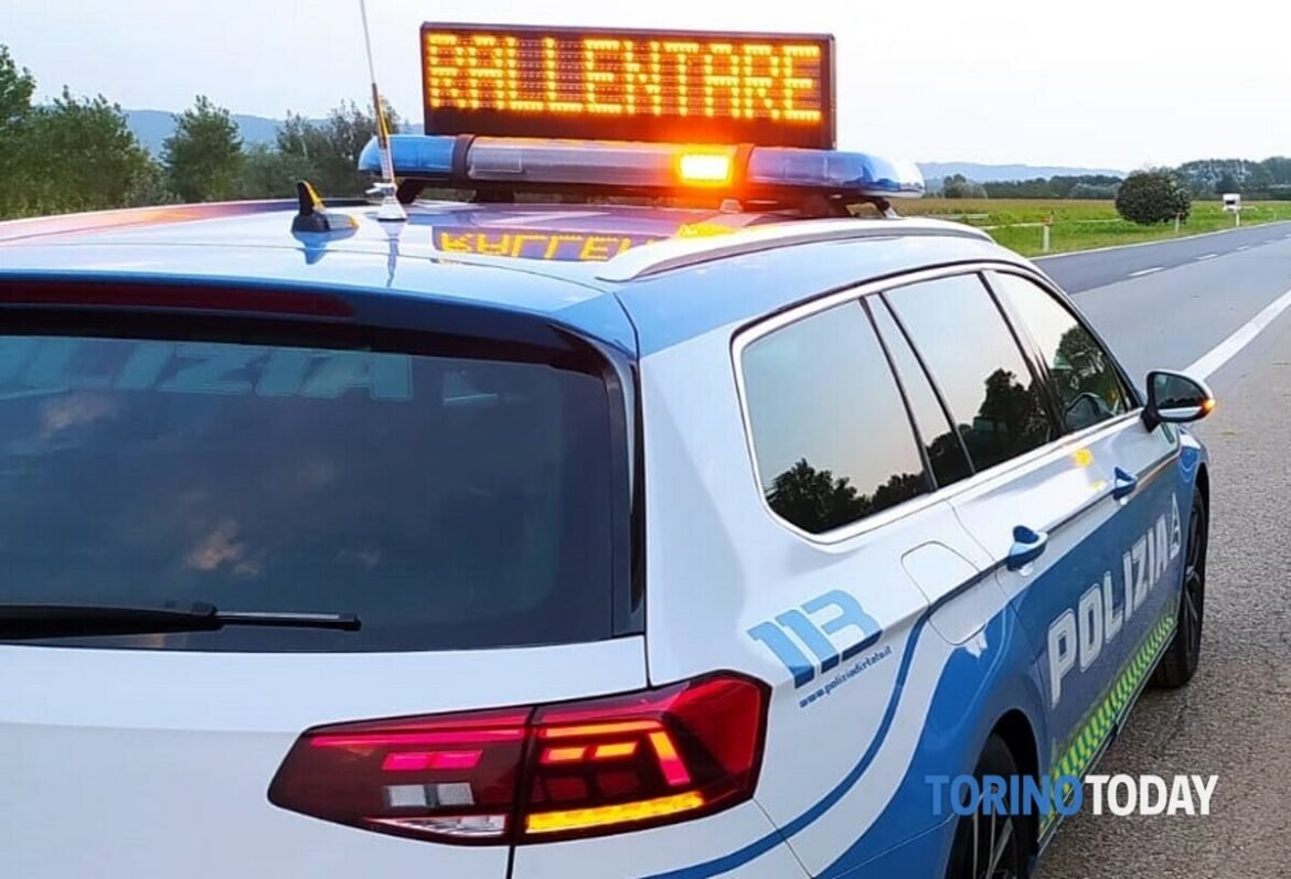 Incidente e coda sull’autostrada Torino-Milano a Rondissone: tir di traverso blocca la carreggiata