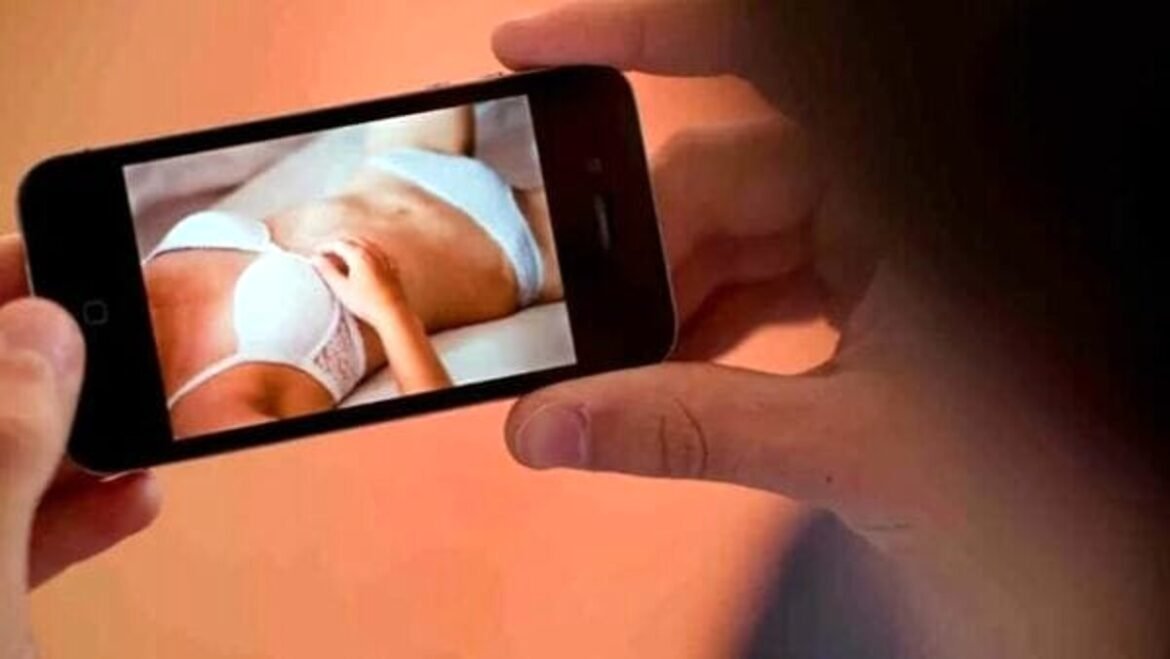 Revenge porn e rapporti a tre, faccia a faccia tra ex fidanzati in tribunale. Nel mirino le loro chat