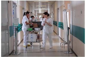 Sanità, la grande guerra delle assunzioni. «Il bluff di Cirio», «Dal Pd numeri falsi»