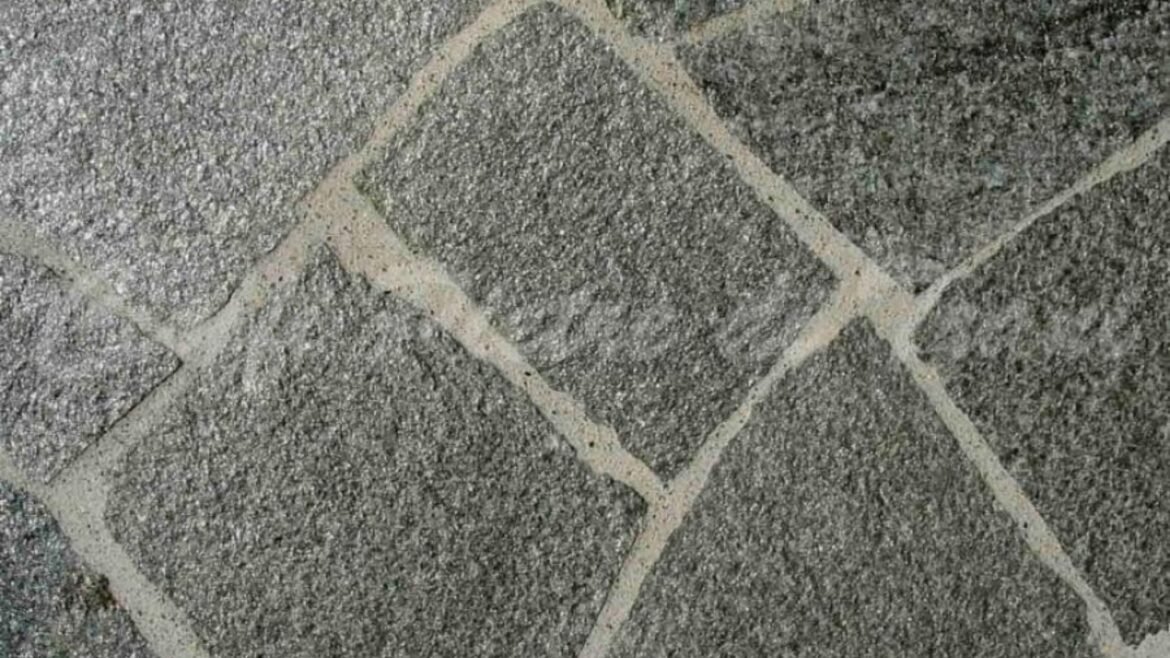 Evasione fiscale, sequestro da 1 milione per due ditte che lavorano la “pietra di Luserna”