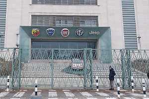 Stellantis, iniziato il vertice al Mimit su Mirafiori: Tavares non c’è. Si “sveglia” anche Landini: “Stanno chiudendo tutto”