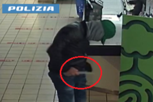 In manette il rapinatore che assaltava le farmacie per prendere il Viagra