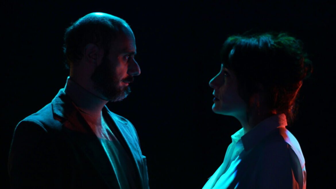 “Old Fools”, la storia di Tom e Viv al Teatro Gobetti di San Mauro