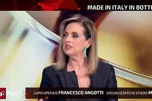 “Le donne spesso bevono per darsi un tono”, il web insorge contro Antonella Barolevi: “Che disagio, levateje er vino”