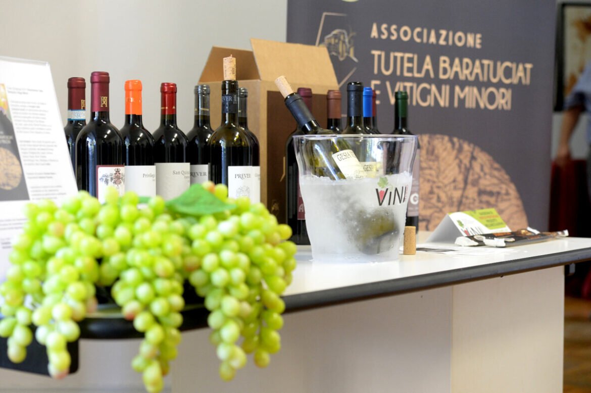 Torna a Perosa Argentina “Vini all’insù”, la due giorni che celebra i vini di montagna