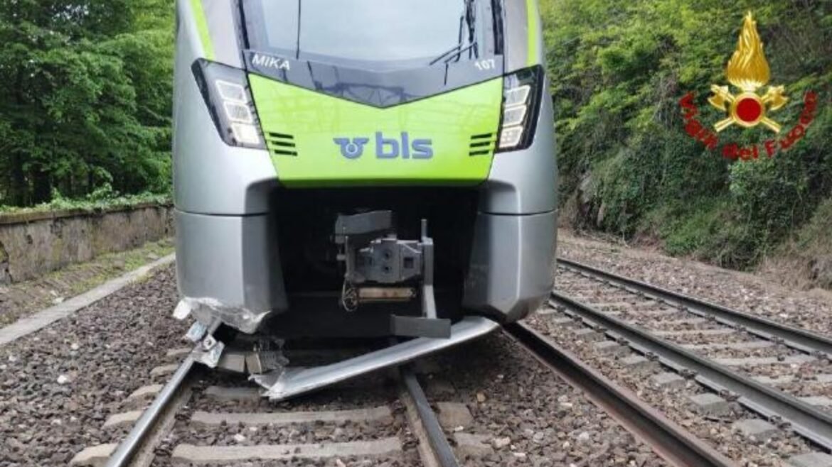 Masso fa deragliare treno al Sempione, tutti illesi