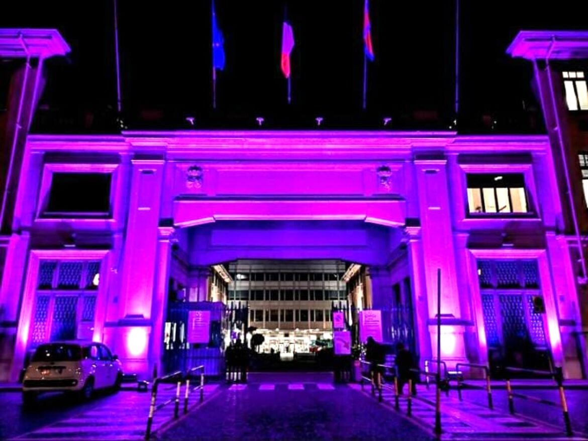 Alle Molinette di Torino una serata in viola per conoscere il lupus eritematoso sistemico