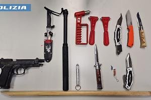 Pistole, coltelli e bastoni: l’arsenale di chi ha aggredito la candidata Lega