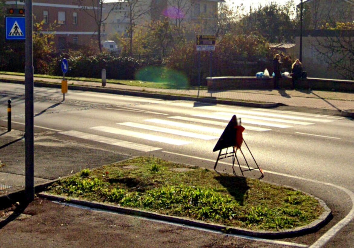 Incidente a Leini: uomo investito da un’auto sulle strisce pedonali, è grave in ospedale