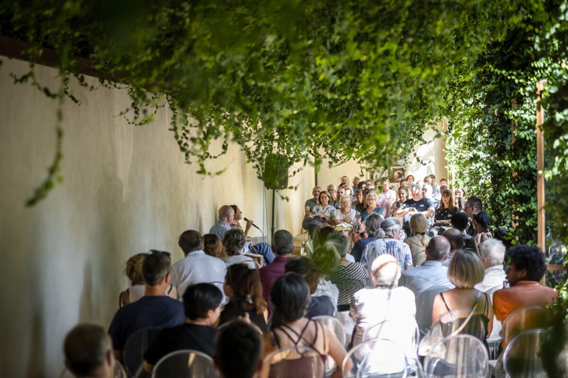 Torna nel Pinerolese “Bellezza tra le righe”: libri e letture in tre suggestive dimore storiche