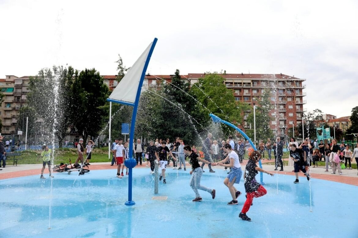 Nuove aree per il gioco e lo sport (parkour, basket e pallavolo) nel rinnovato giardino don Gnocchi a Torino