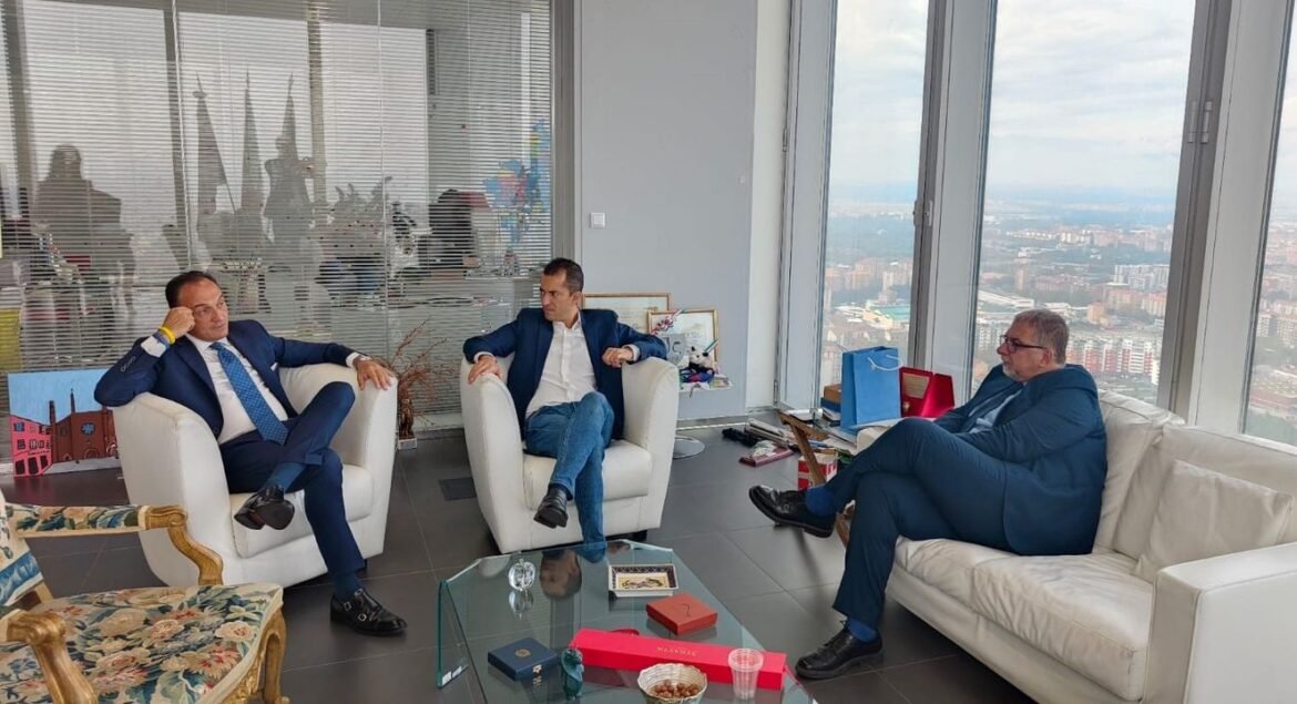 459067217_922152919937737_6820487579296832679_n